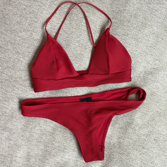 H&M Red Ribbed Bikini Set, size US 4, EUC - Picture 6 of 16